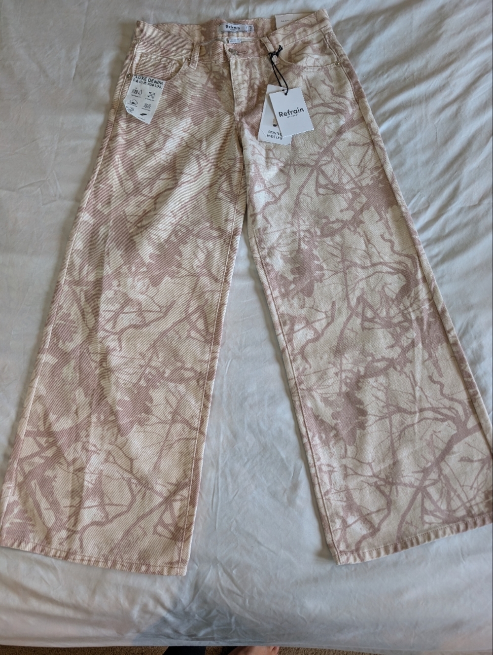 NWT Cream and Blush Pink Marble-Print Wide-Leg Jeans Y2K 90s